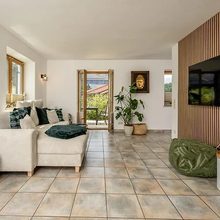 Apartmán Marianne Bergpanorama Fuer Paare 60qm